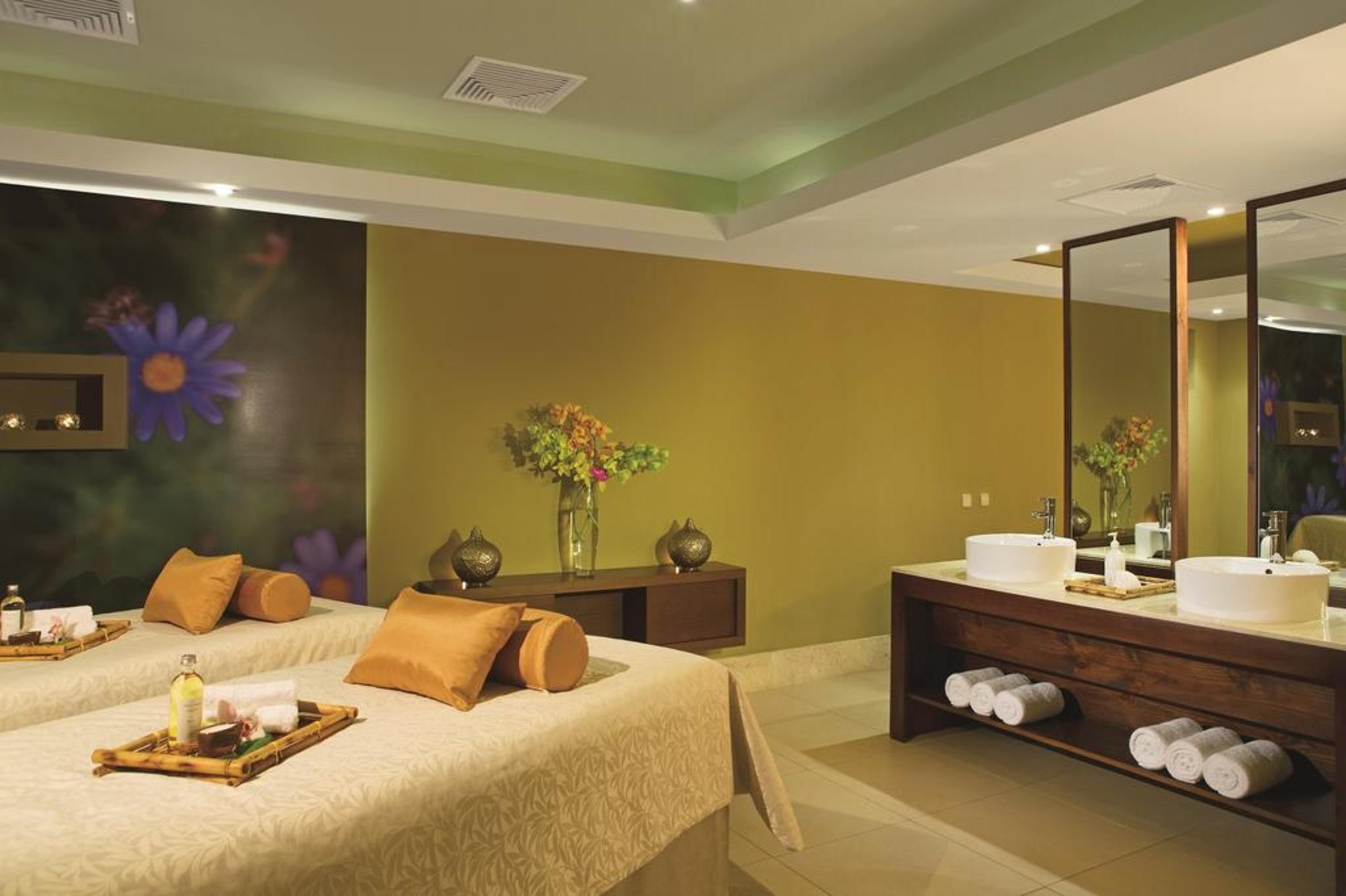 Secrets Royal Beach Punta Cana (Adults Only) Exterior foto